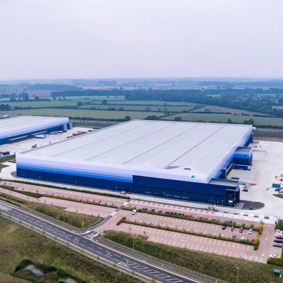 warehouse center 