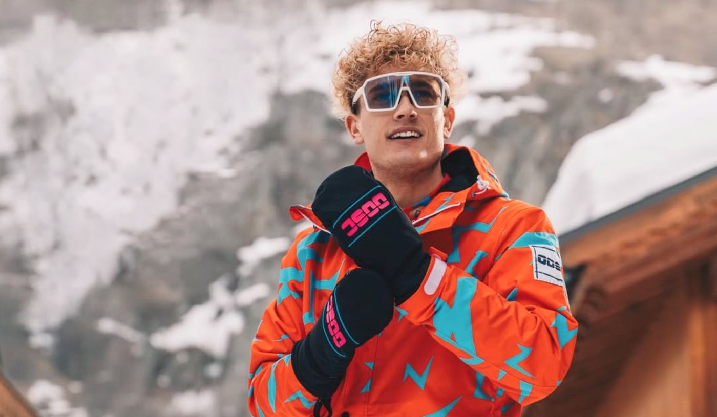 Finding the right fit: OOSC Clothing’s journey to simpler global fulfillment